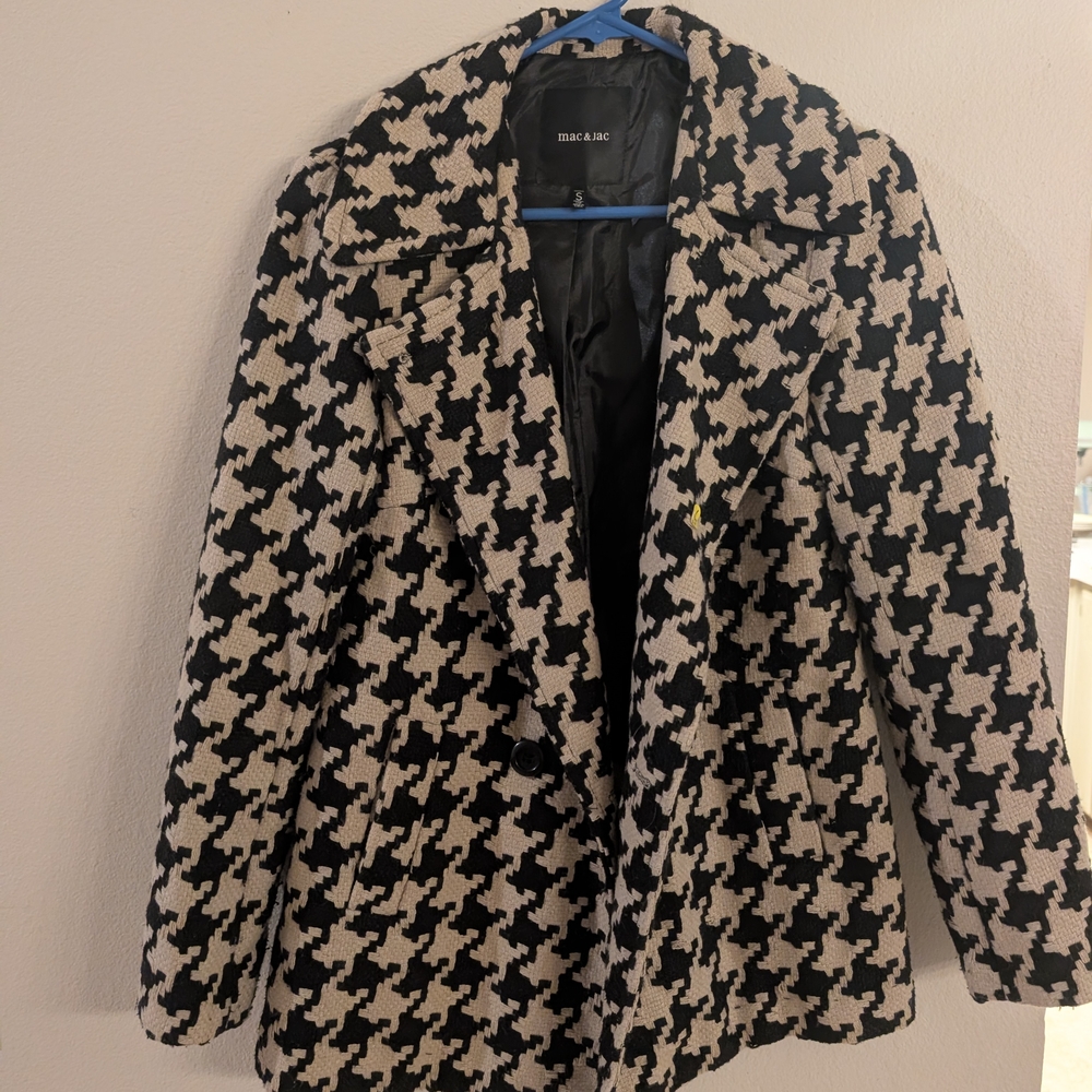 Women's Classic Houndstooth Pea Coat